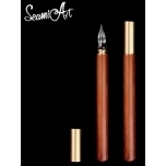 Klaasist sulepea puidust käepidemes.SeamiArt